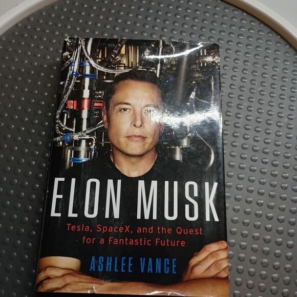 Elon Musk Tesla, Space X Quest For Fantastic Future Book - Picture 1 of 8